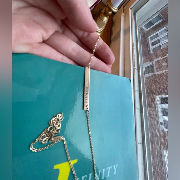 Custom 14k Gold "Serra" Bar Necklace - "INVICTUS" with blackbird - Picture 4 of 15